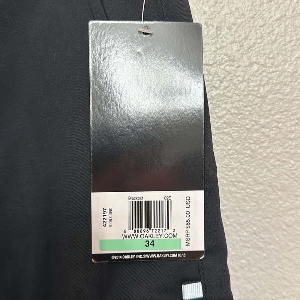 OAKLEY DRESS OR CASUAL PANTS - Picture 7 of 8